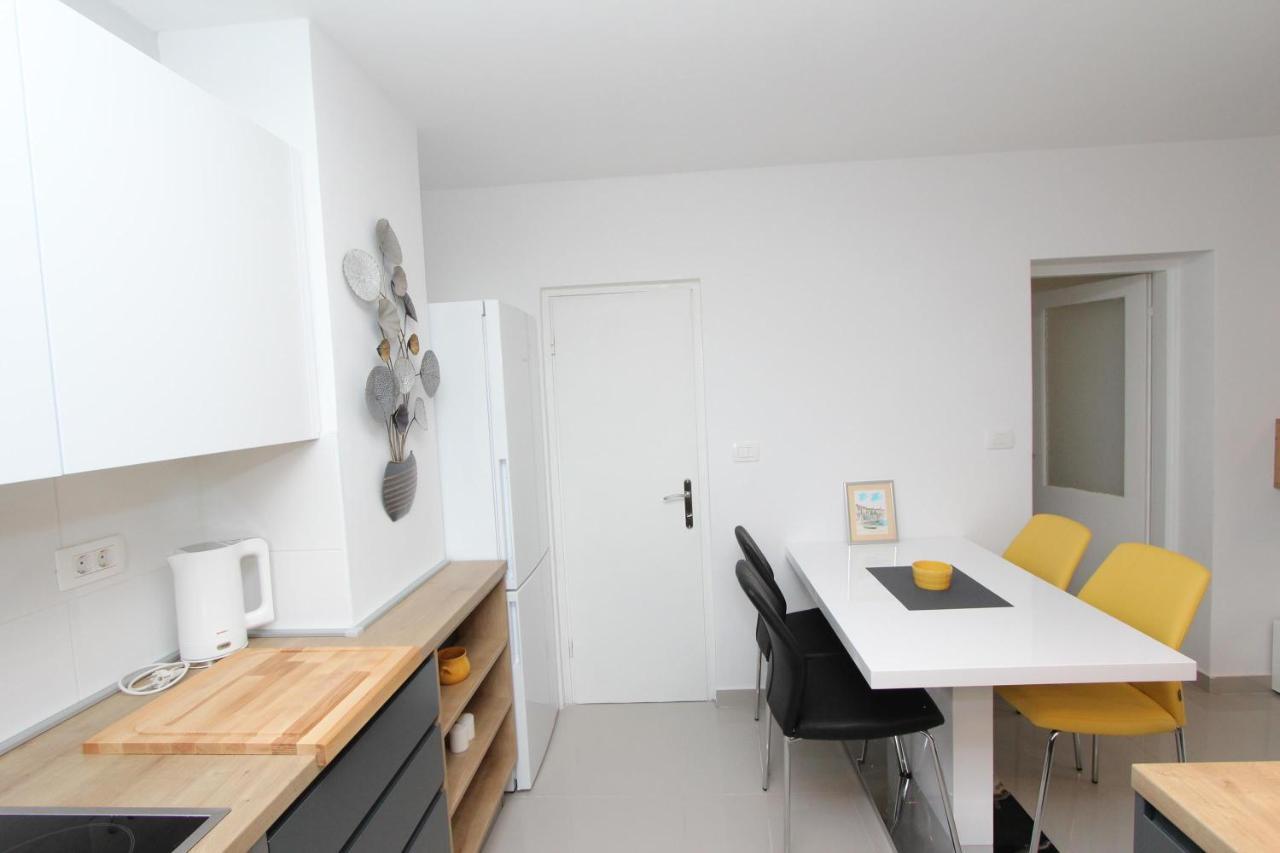 Apartment Sorriso 2 Ровинь Экстерьер фото