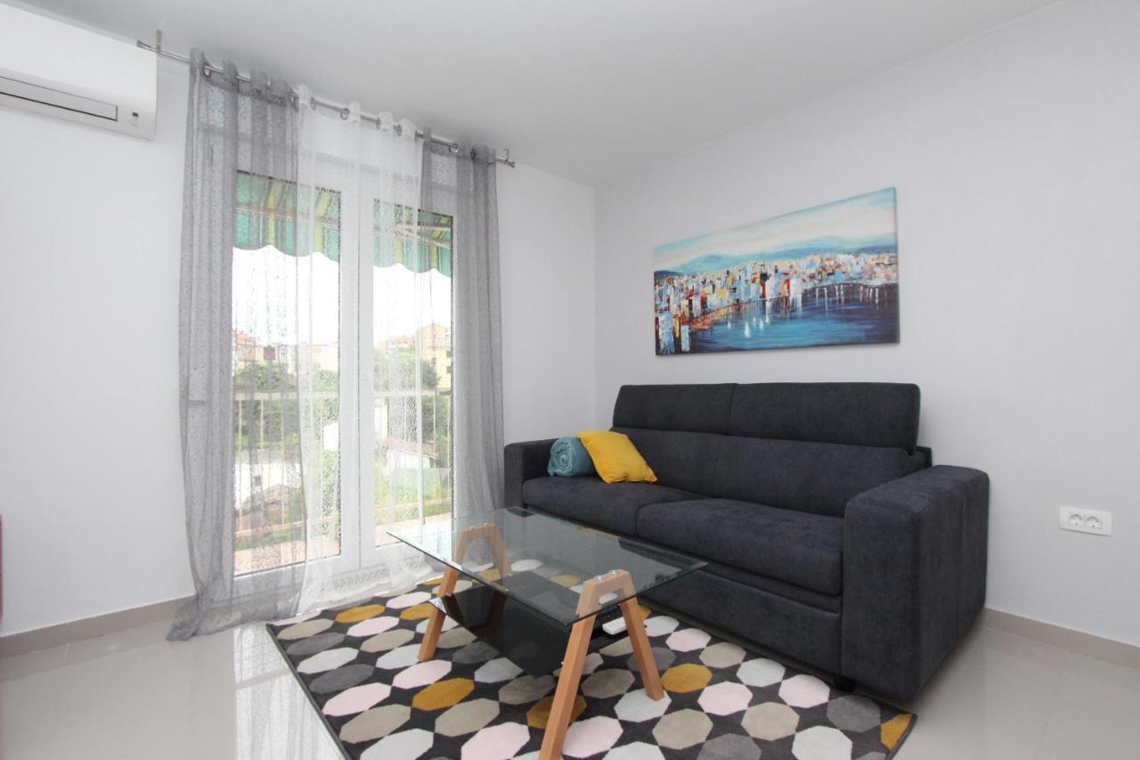 Apartment Sorriso 2 Ровинь Экстерьер фото